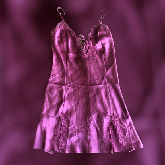 Fredericks of Hollywood pink silk slip - Picture 1 of 6